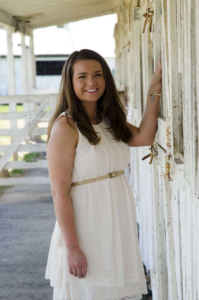 Franklin| Outdoor Farm| Senior| 4